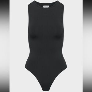 ARITZIA CONTOUR CREW BODYSUIT
